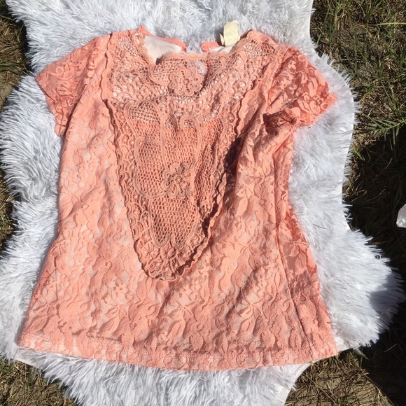 Pink shirt - Picture 1 of 1